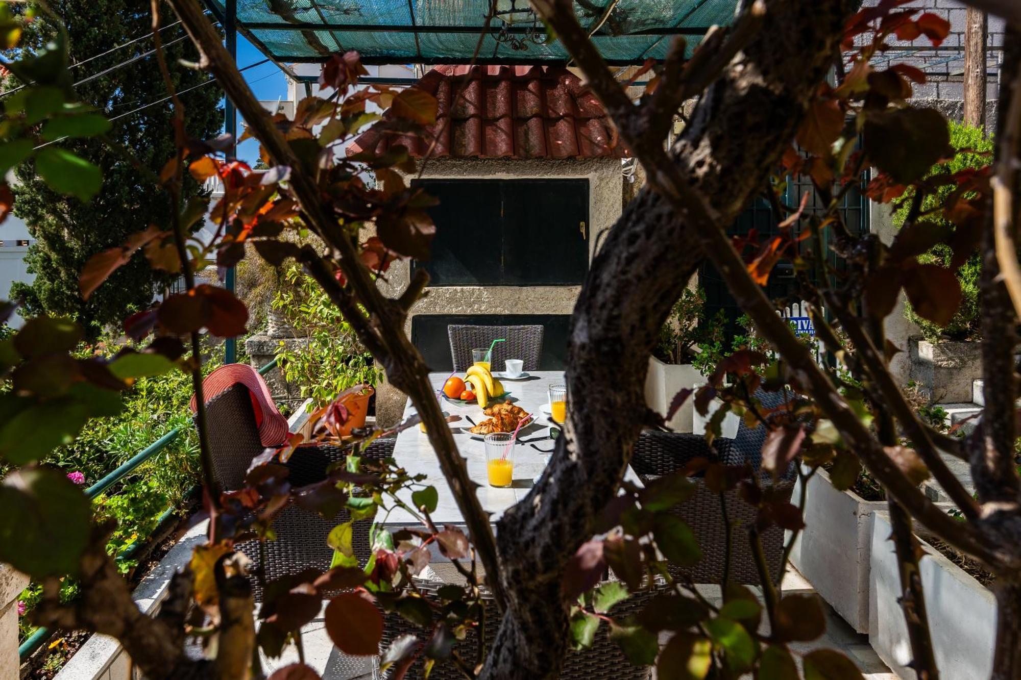 Apartment Flora Dubrovnik Bagian luar foto